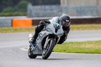 Advanced Group Silver_Grey Bikes